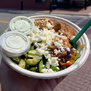Lifestyle Bowl - Mediterranean Salad